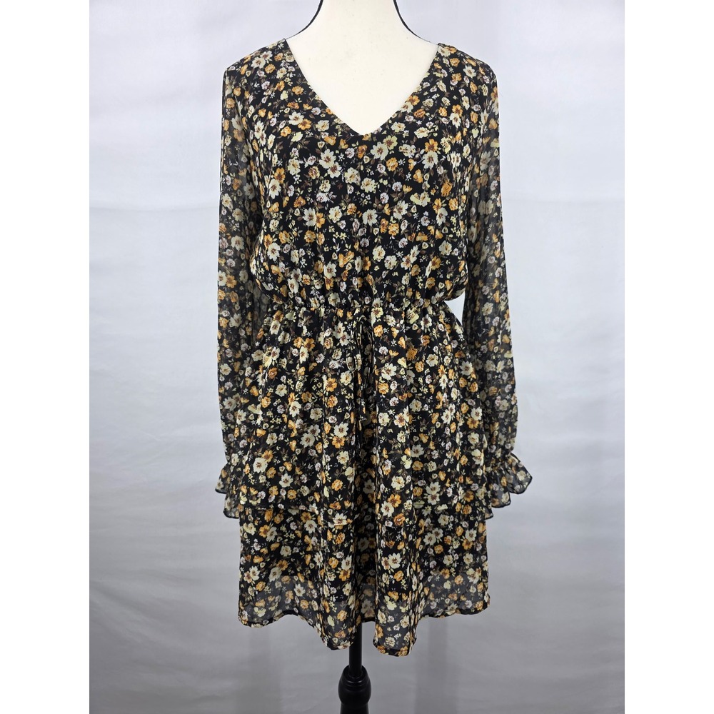 Peach Love California Women Floral Mini Dress Black Yellow V-Neck Tiered Medium